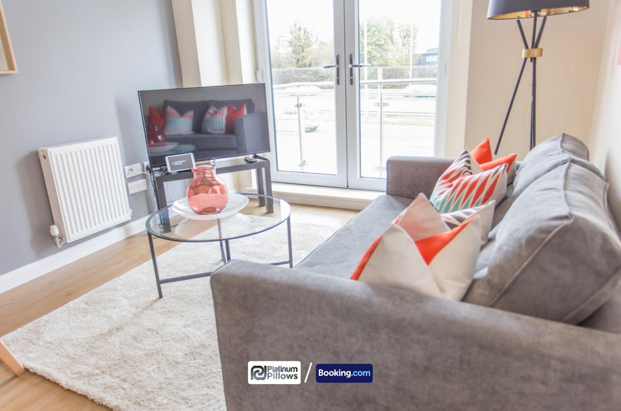 Modern 2 Bedroom Apartments, Near Headington Hospital, Families & Contractor With Parking Appartement Oxford